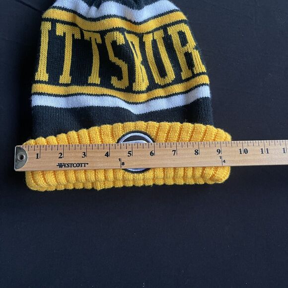 Pittsburgh Pom Pom Beanie One Size Black Yellow Stretch Embroidered Patch - Picture 4 of 5